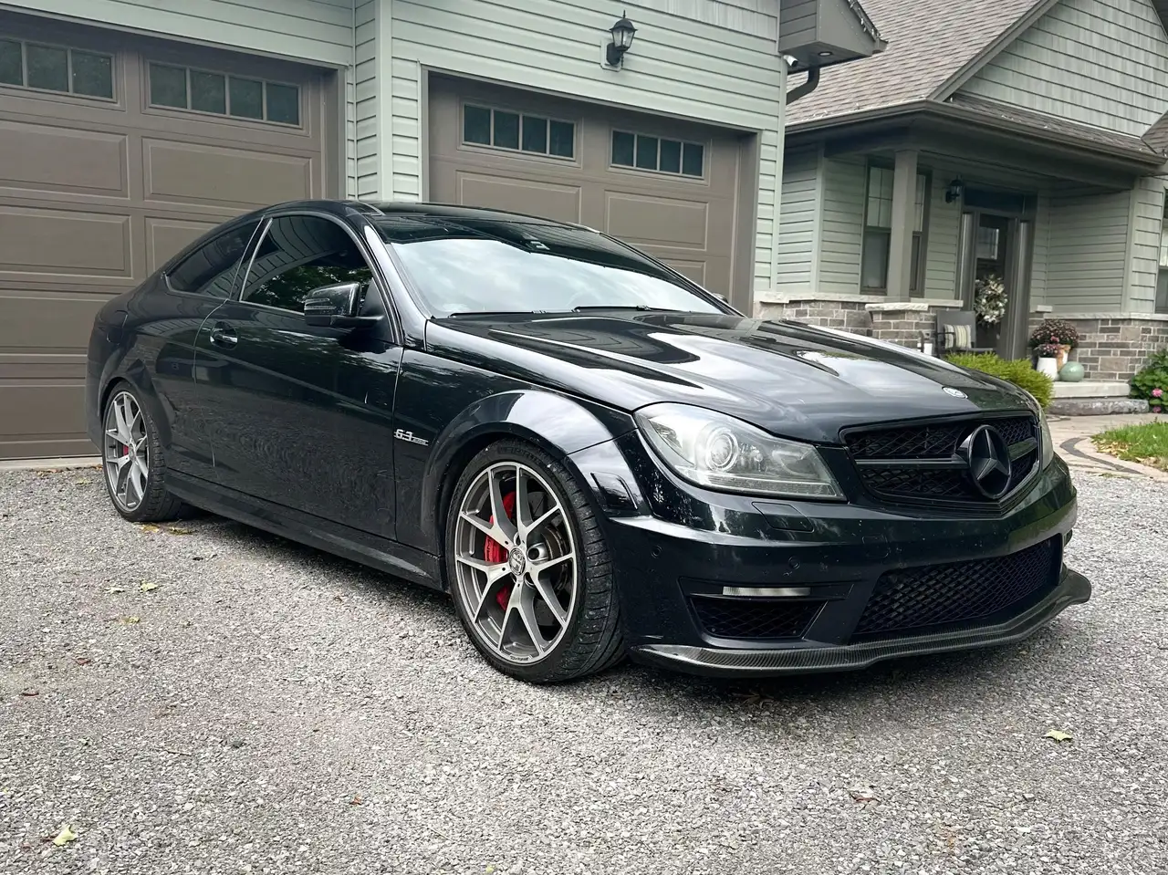 Mercedes-Benz C-Class photo Mercedes-Benz C-Class
