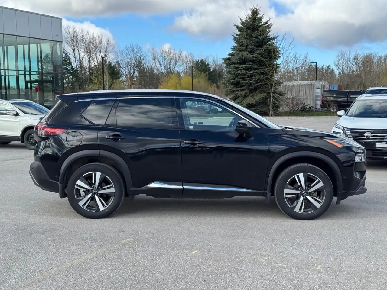 Nissan Rogue снимка Nissan Rogue