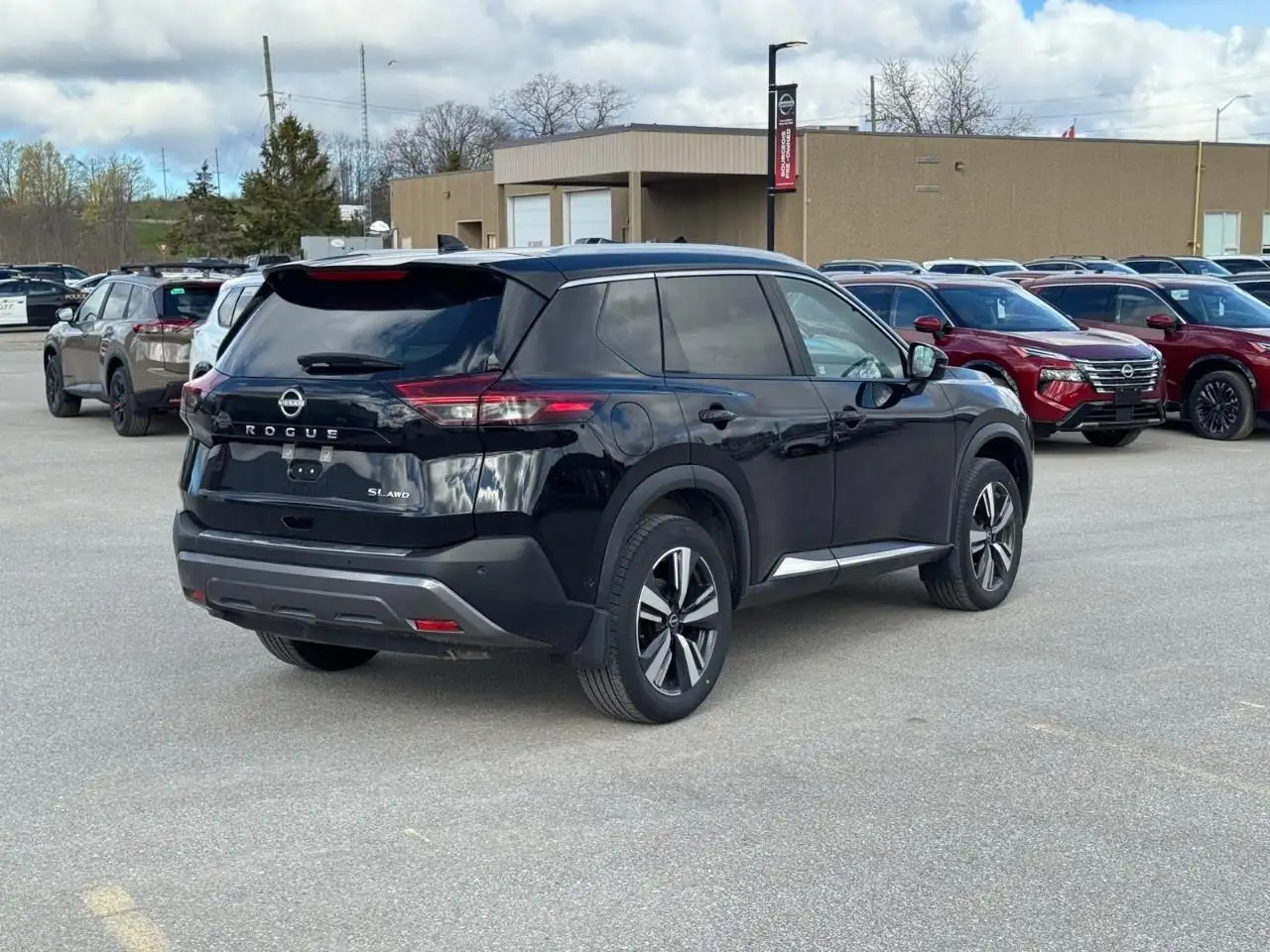 Nissan Rogue снимка Nissan Rogue