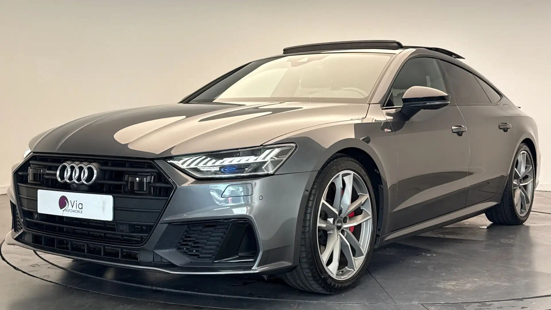 Audi A7 55 tfsie 367 toit ouvrant compétition Gris - 1