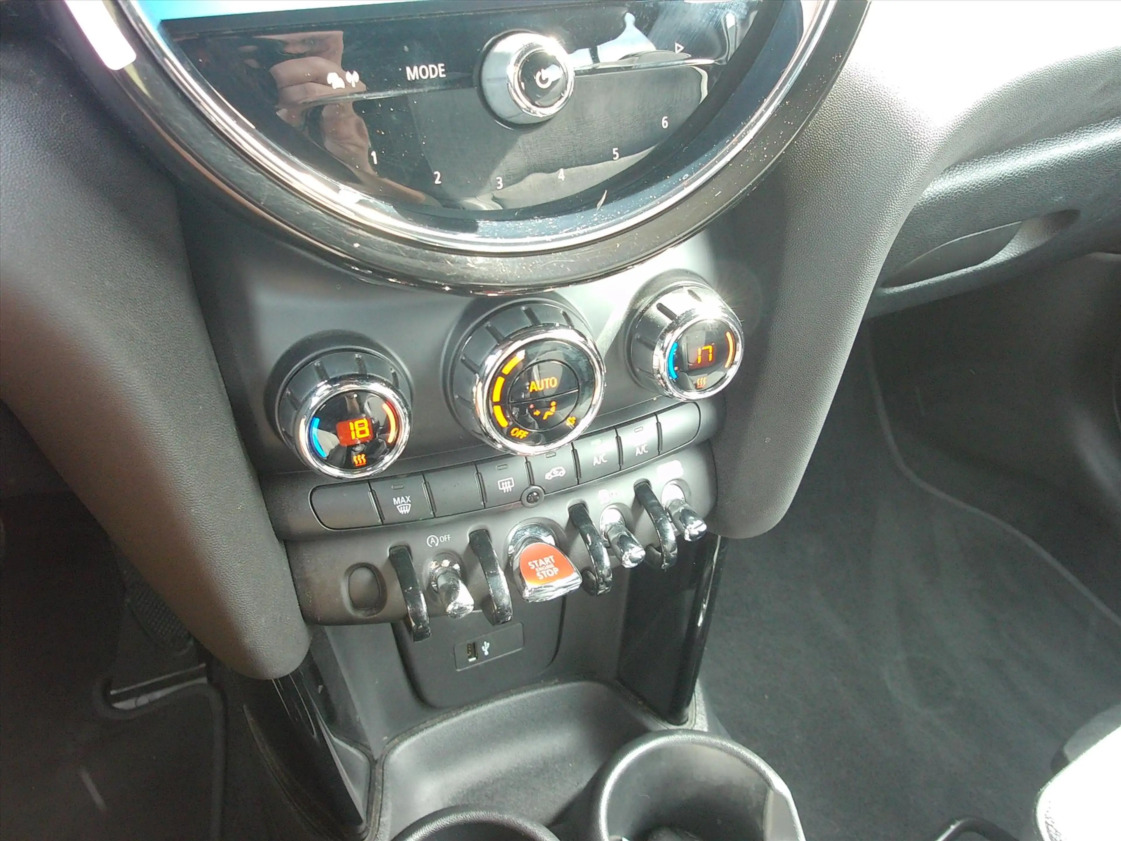 MINI One Mini 3-Deurs (f56) 1.5 102pk Clima Navi Sportst Xe — photo 29