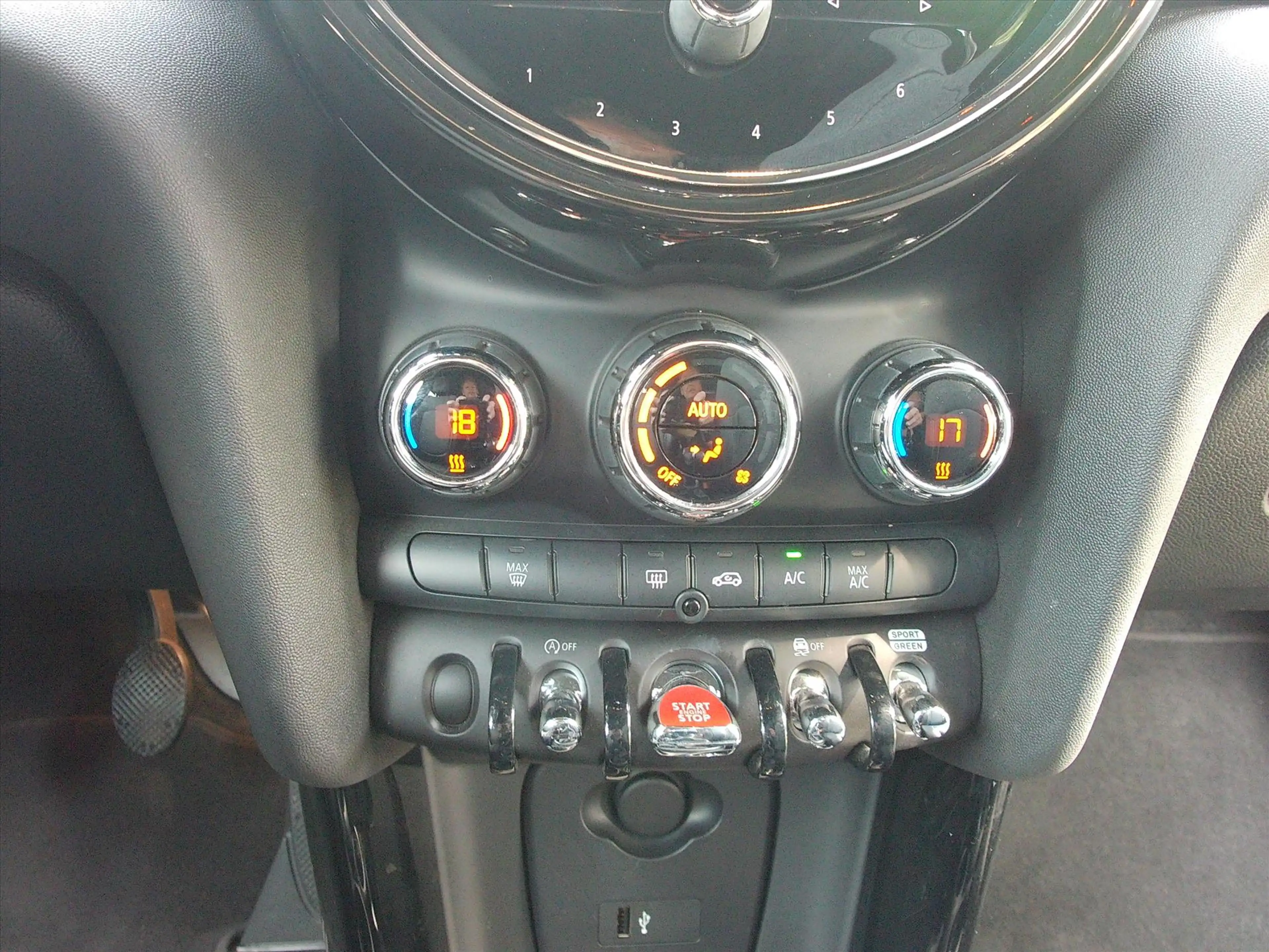 MINI One Mini 3-Deurs (f56) 1.5 102pk Clima Navi Sportst Xe — photo 45