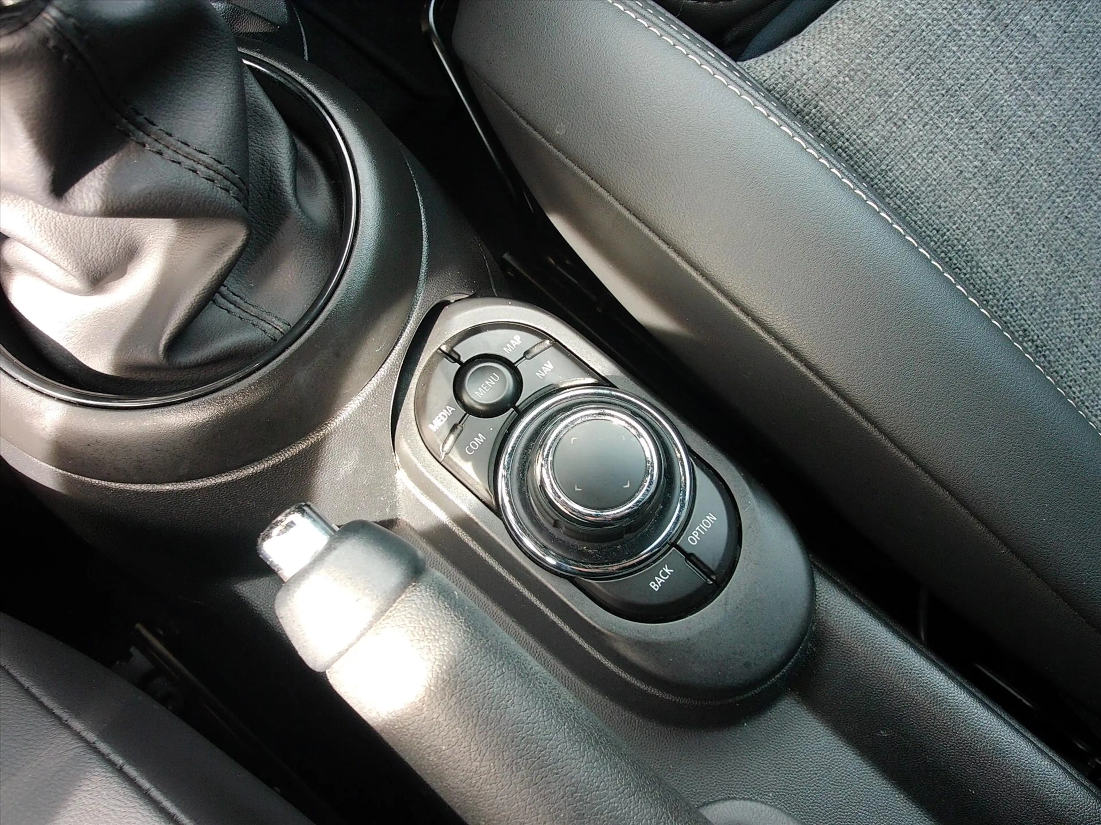 MINI One Mini 3-Deurs (f56) 1.5 102pk Clima Navi Sportst Xe — photo 30