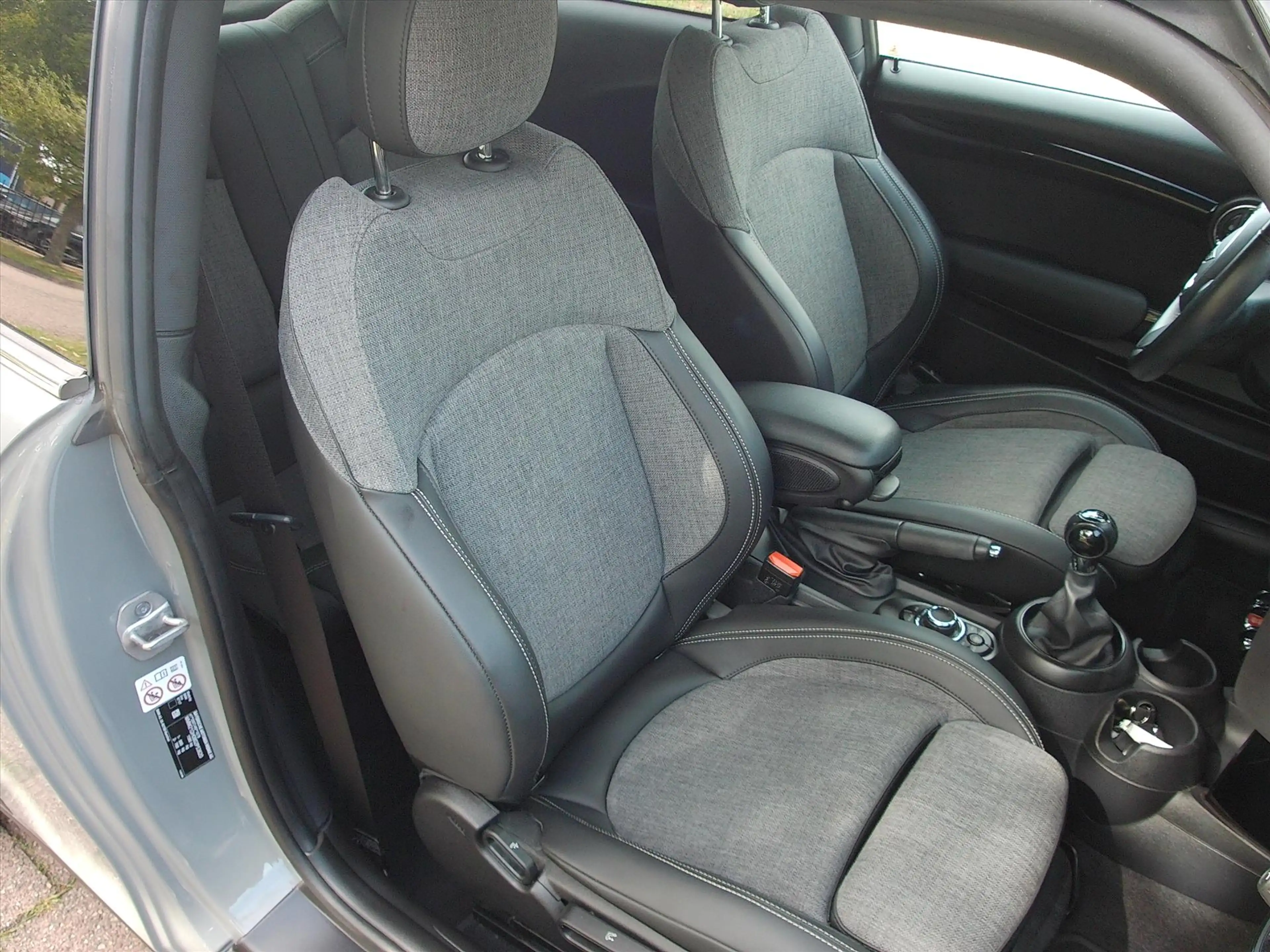 MINI One Mini 3-Deurs (f56) 1.5 102pk Clima Navi Sportst Xe — photo 14