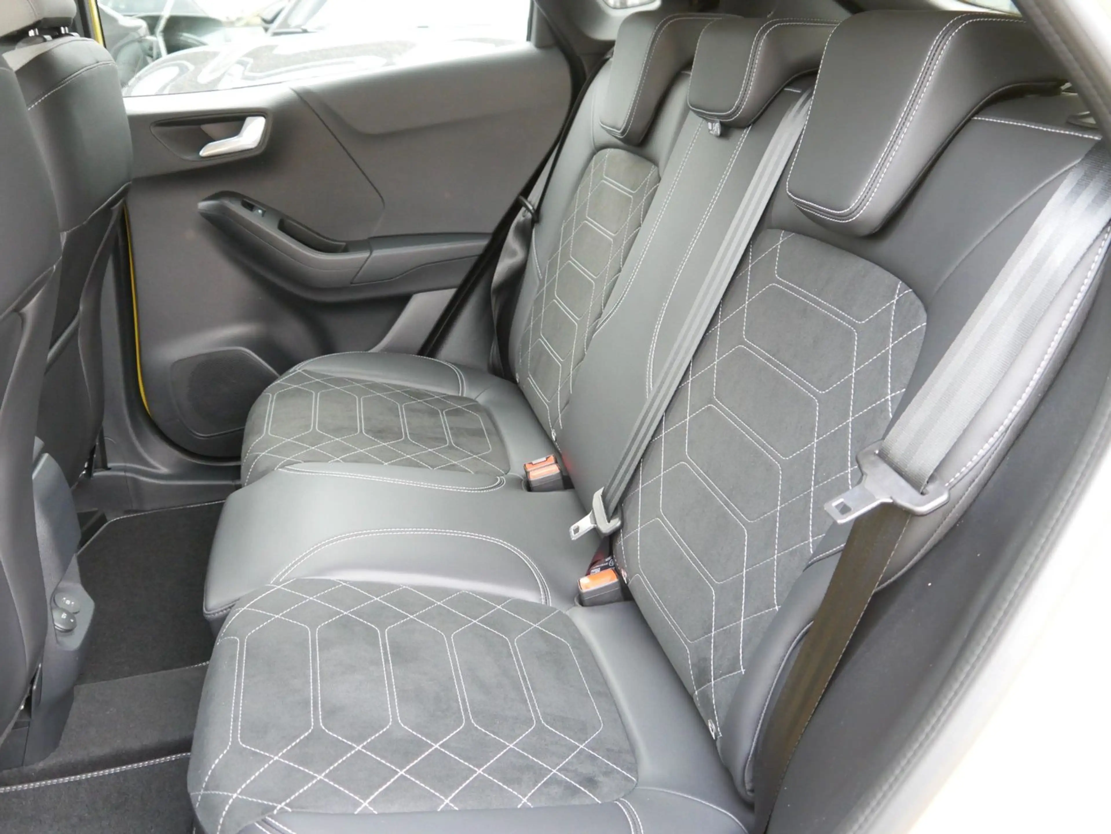 Ford Puma Gen-E Premium + Navi + Winter + LED — photo 4