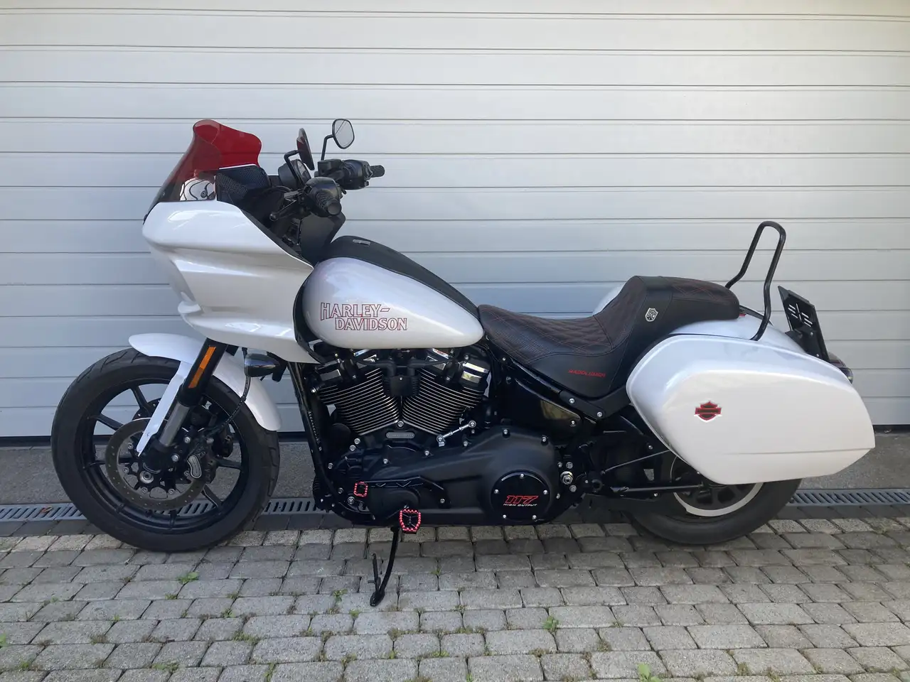 Harley-Davidson Lowrider ST