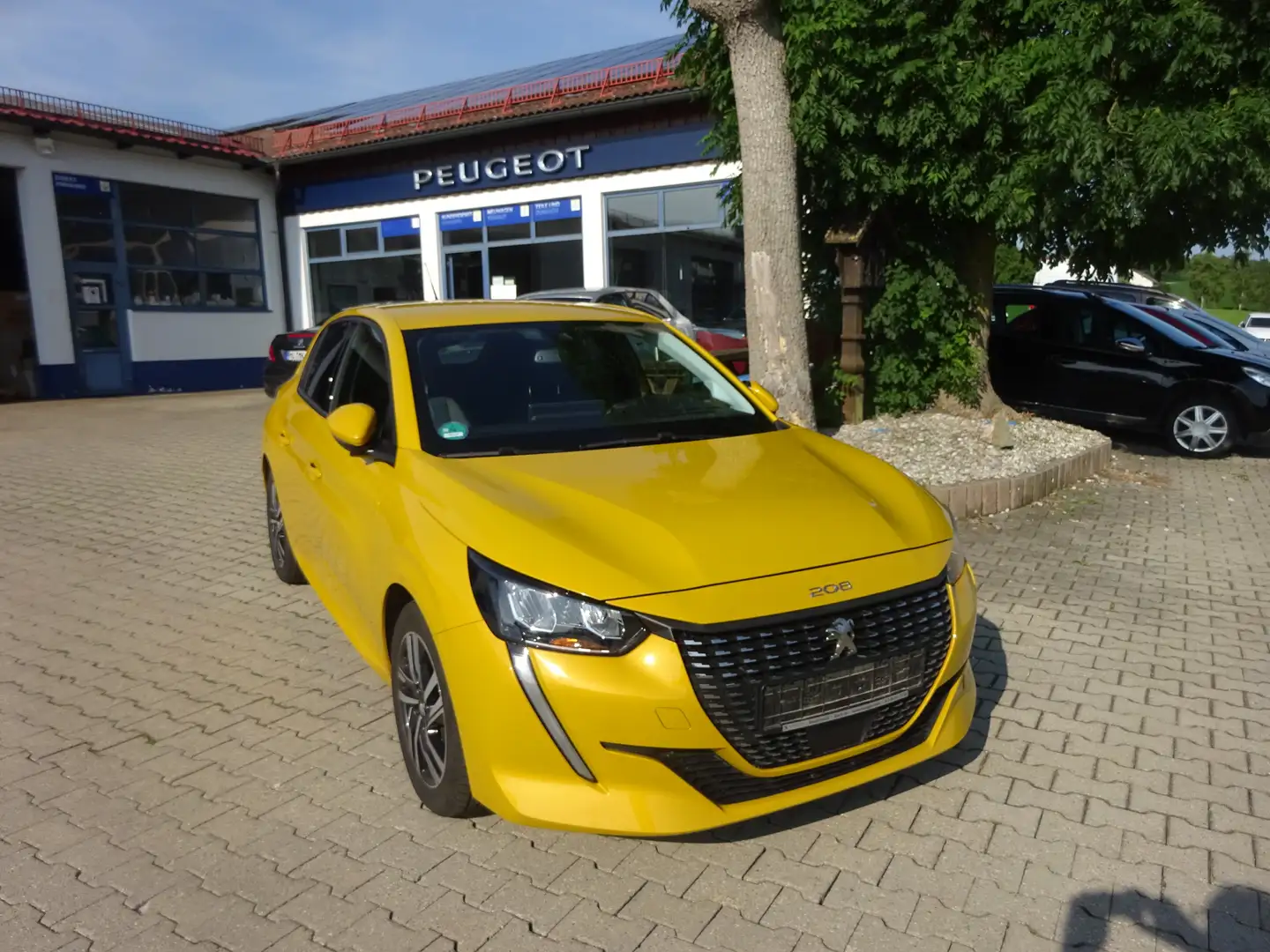 Peugeot 208 Allure Pack/Navi/Klima/1_Hand/10-Zoll Jaune - 1