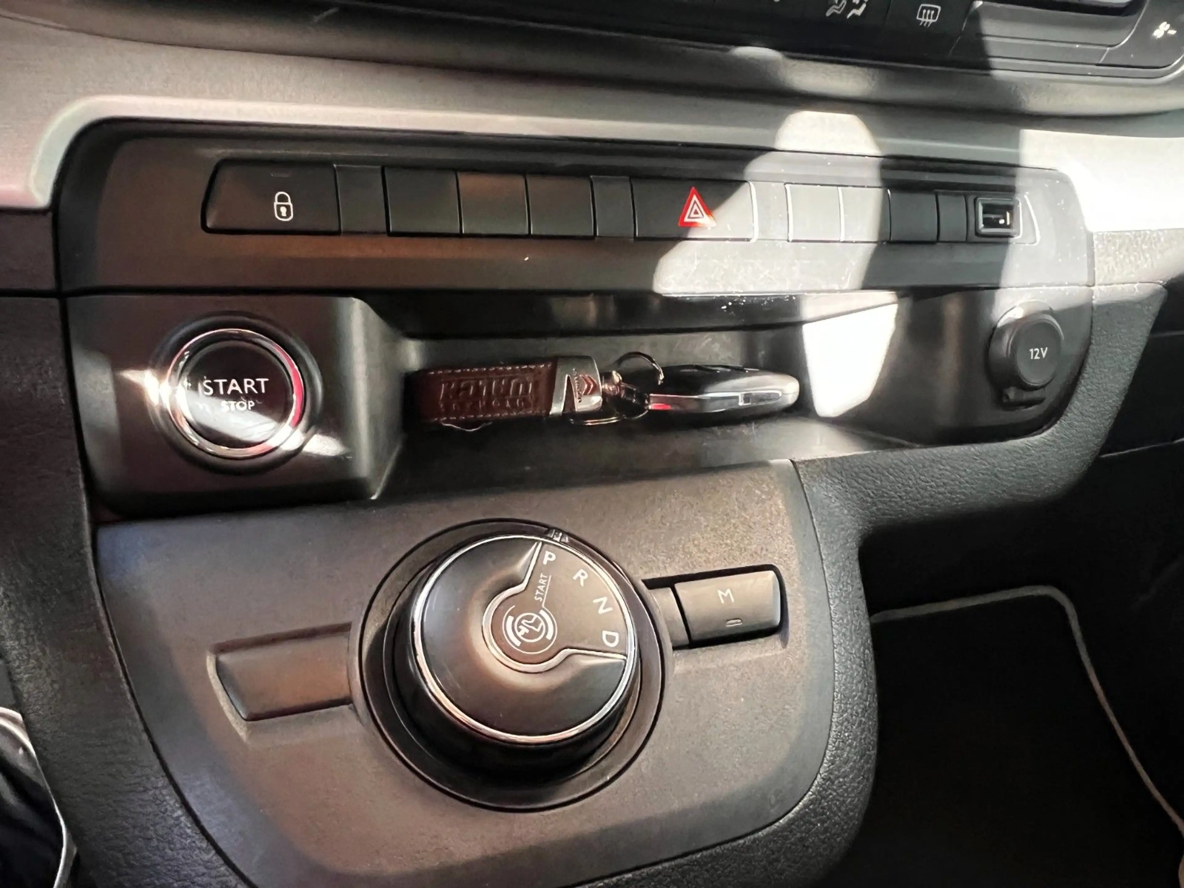 Citroen Spacetourer M BlueHDi 180 EAT 8 RipCurl — photo 15