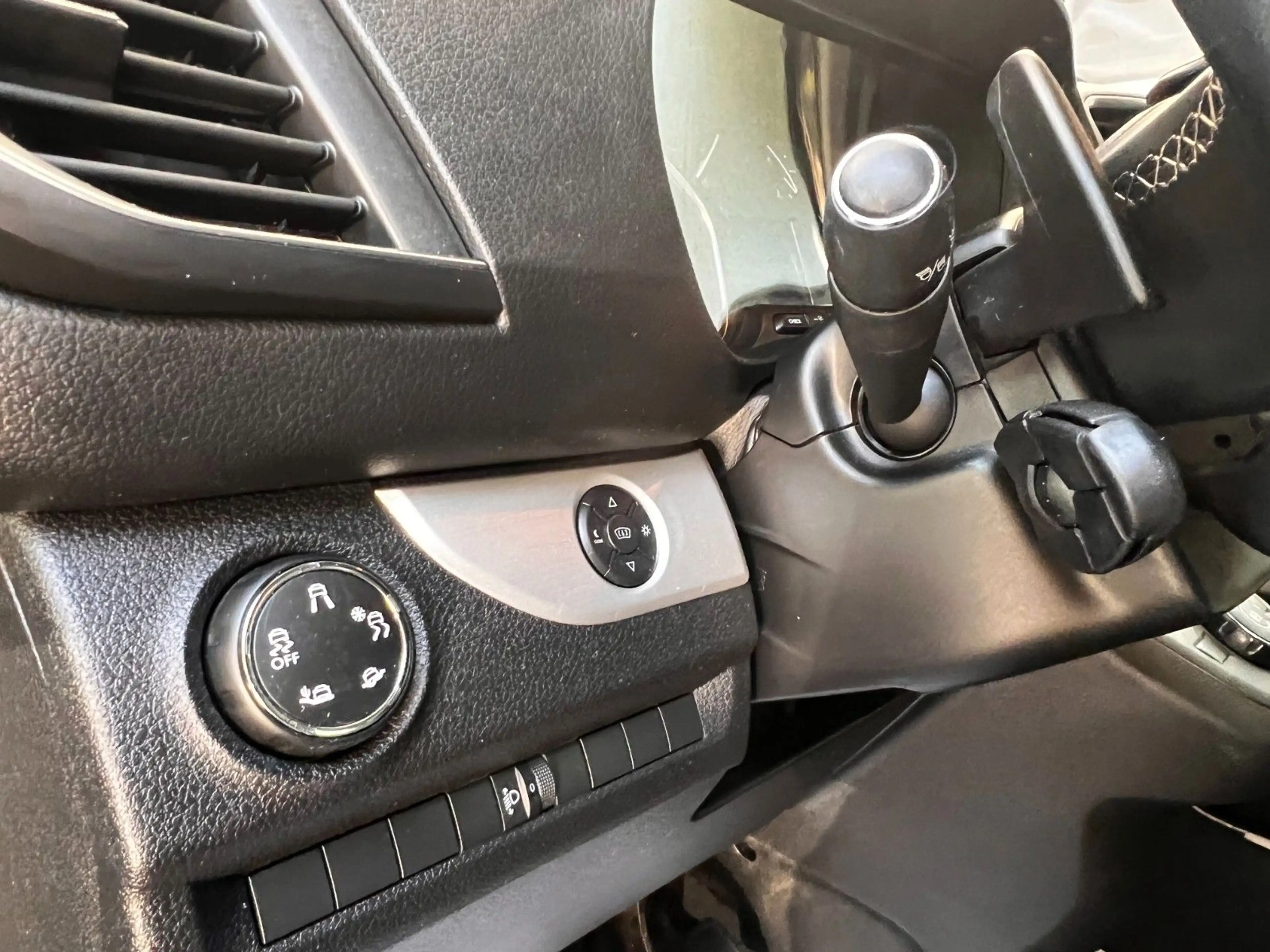 Citroen Spacetourer M BlueHDi 180 EAT 8 RipCurl — photo 11