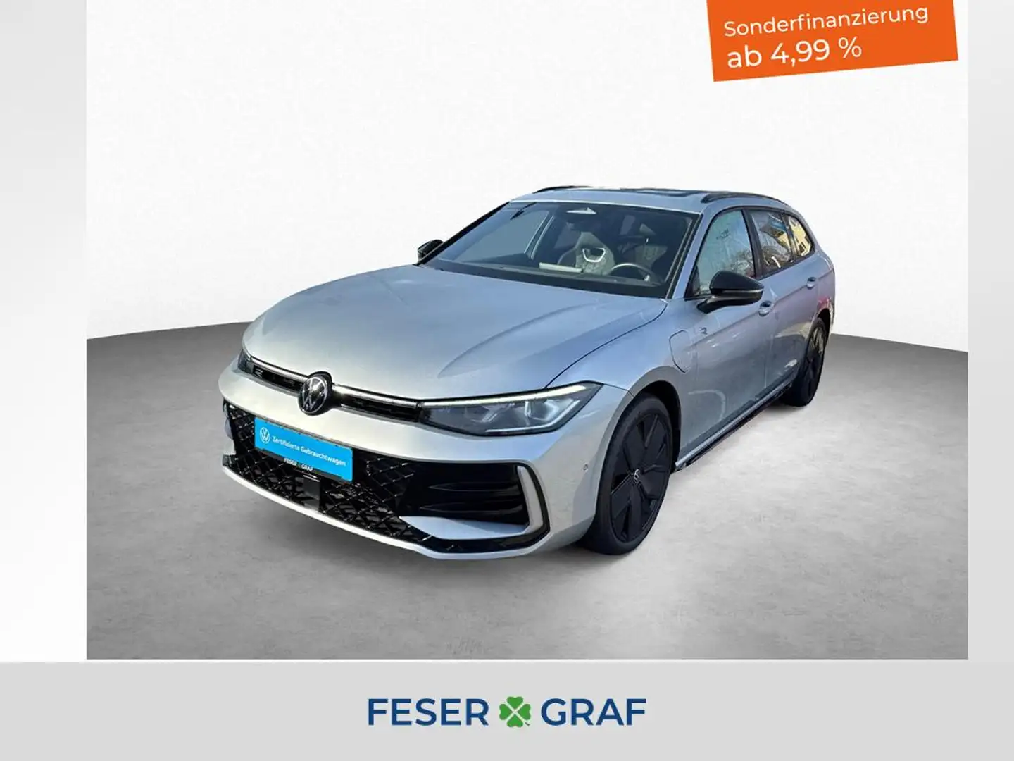 Volkswagen Passat Variant 1.5 TSI eHybrid R-Line AHK PANO Silber - 1