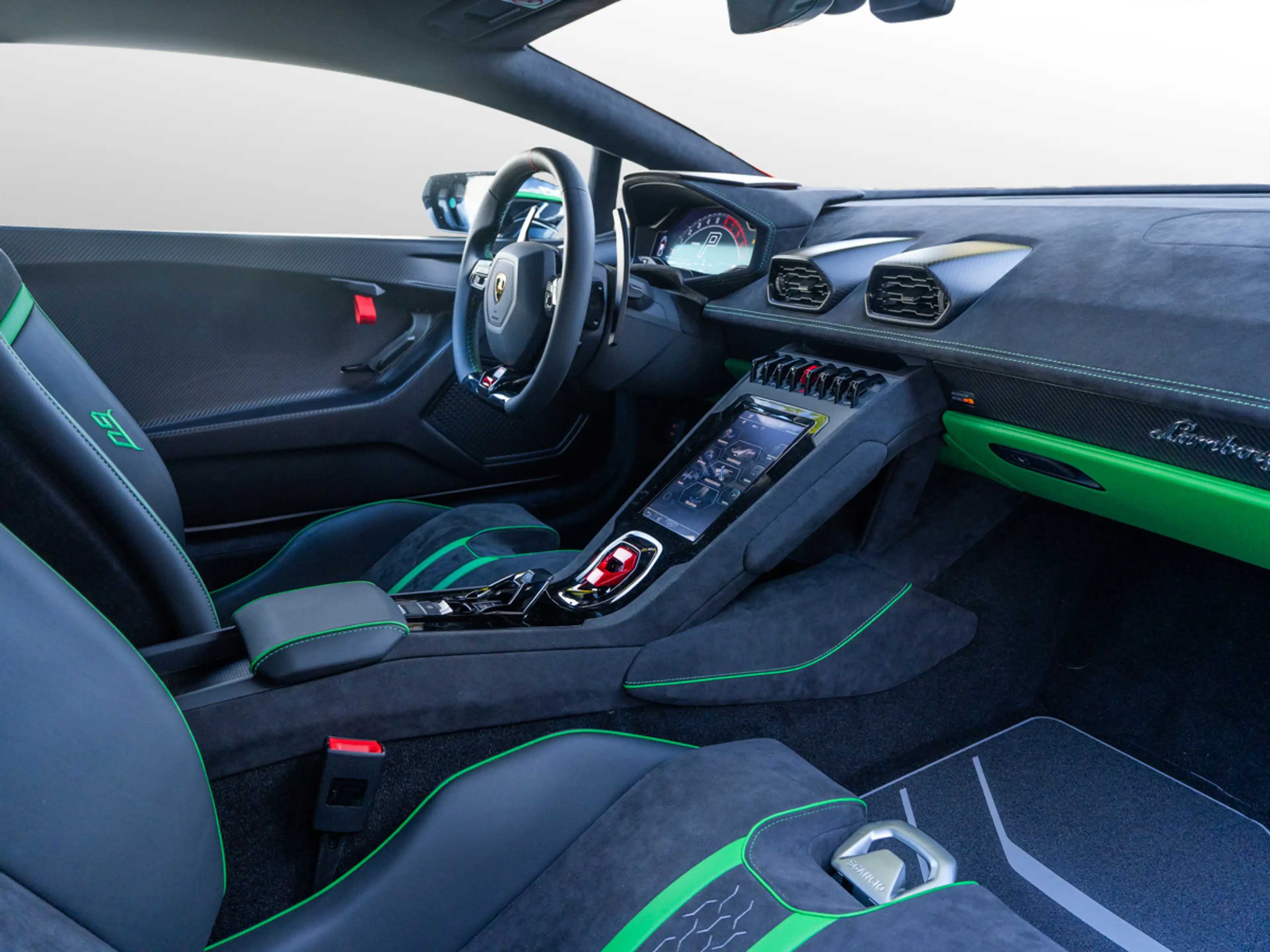 Lamborghini Huracán Tecnica 60th Sondermodell — photo 13