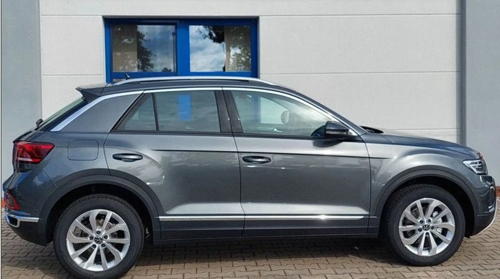 Volkswagen T-Roc 1.5TSI DSG Style Navi,Kamera,el.Heckkl Gris - 1