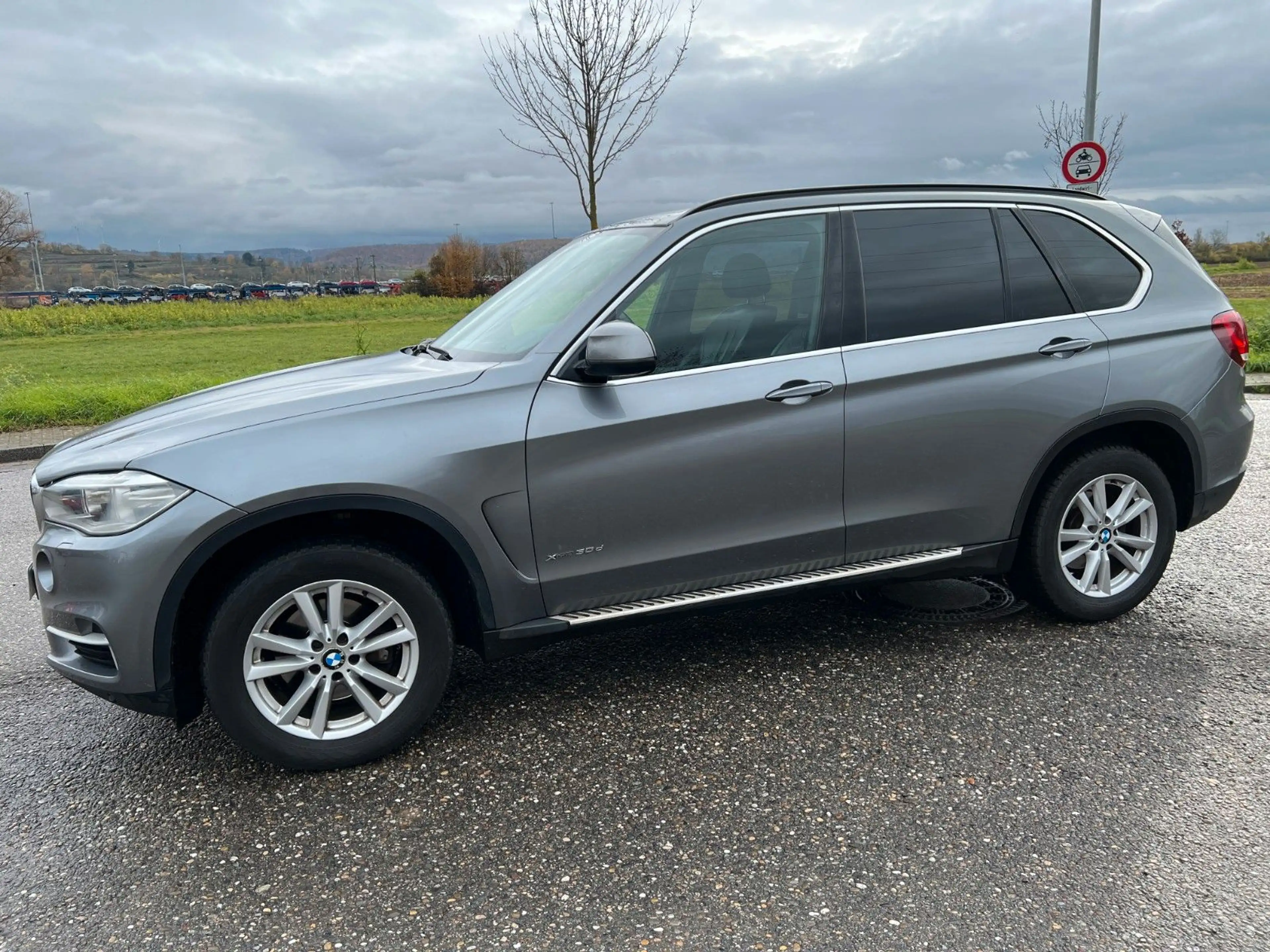 BMW X5 xDrive30d *SPORT*360 KAMERA*LEDER*7 Sitzer* — photo 19