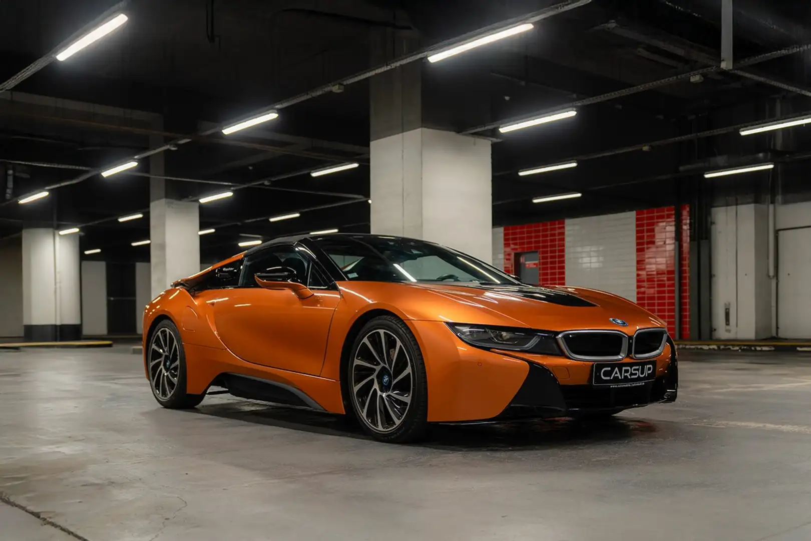 BMW i8 Roadster Bronze - 1