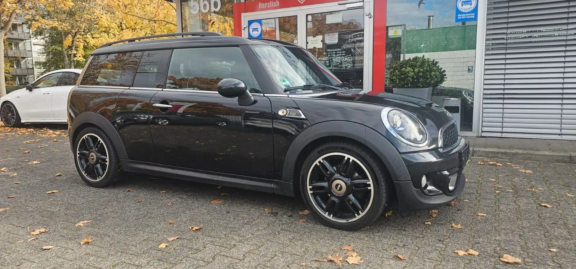 MINI Cooper SD Bond Street VollLeder Navi Xeno Pano Black - 1