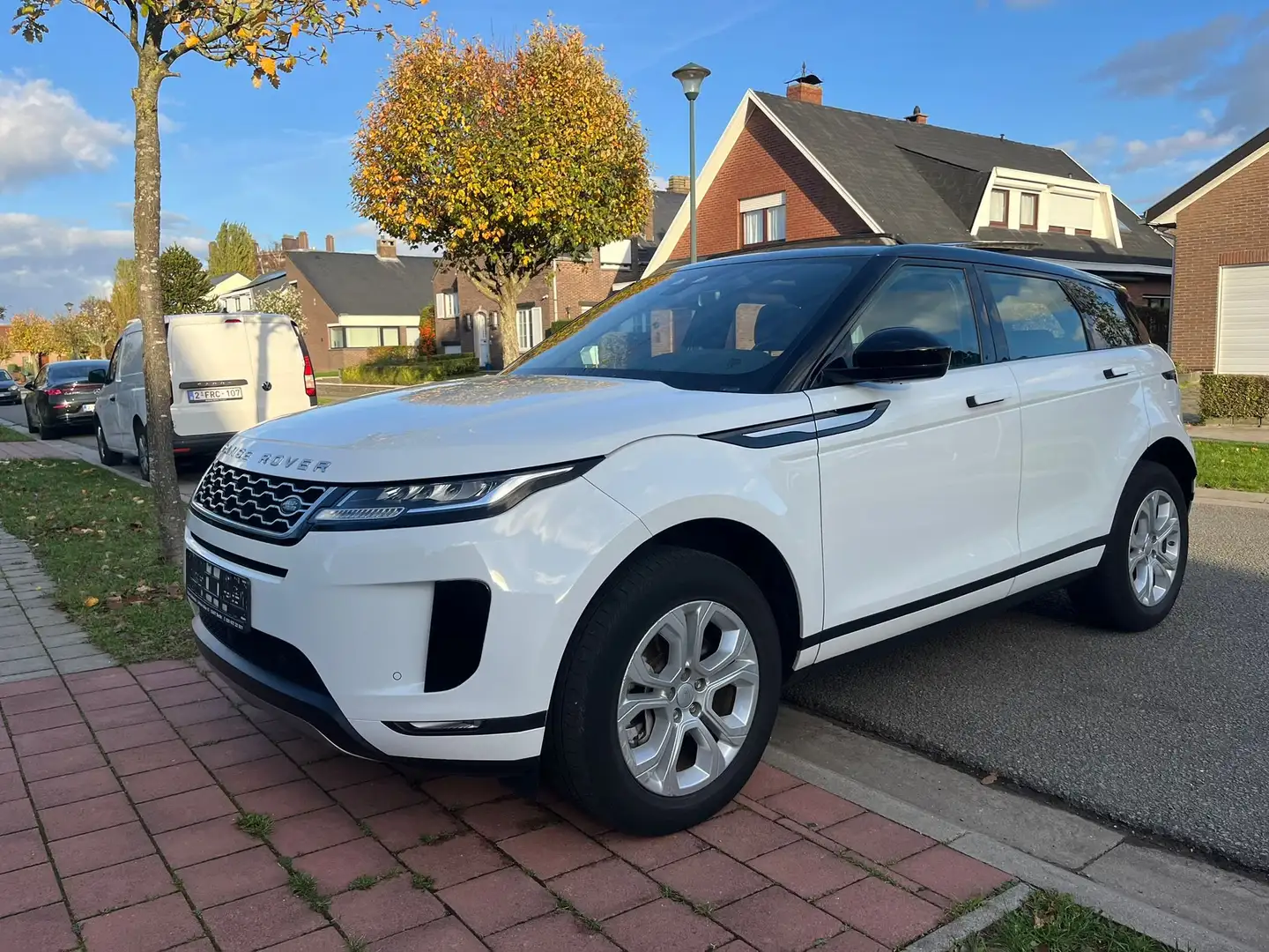 Land Rover Range Rover Evoque Evoque 2.0 Turbo MHEV 4WD P200 S PANO Wit - 2