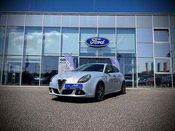 Quadrifoglio Verde - AUTOMATIK / PARKSENSOREN V...