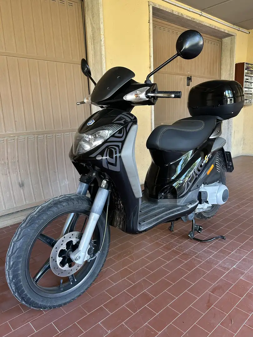 Piaggio Liberty 200 black - 1