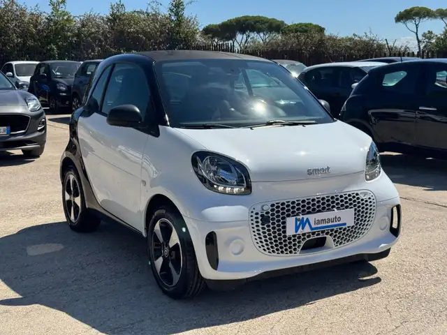 Smart Fortwo view 3