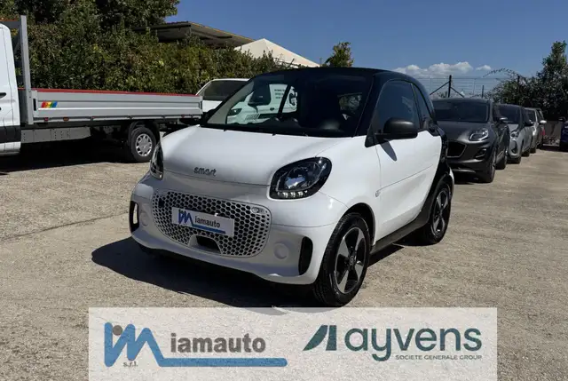 2022 Smart Fortwo in White for sale