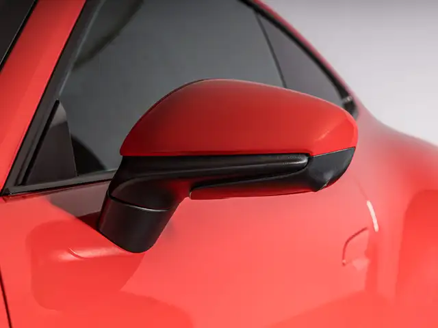 Porsche 911 view 15