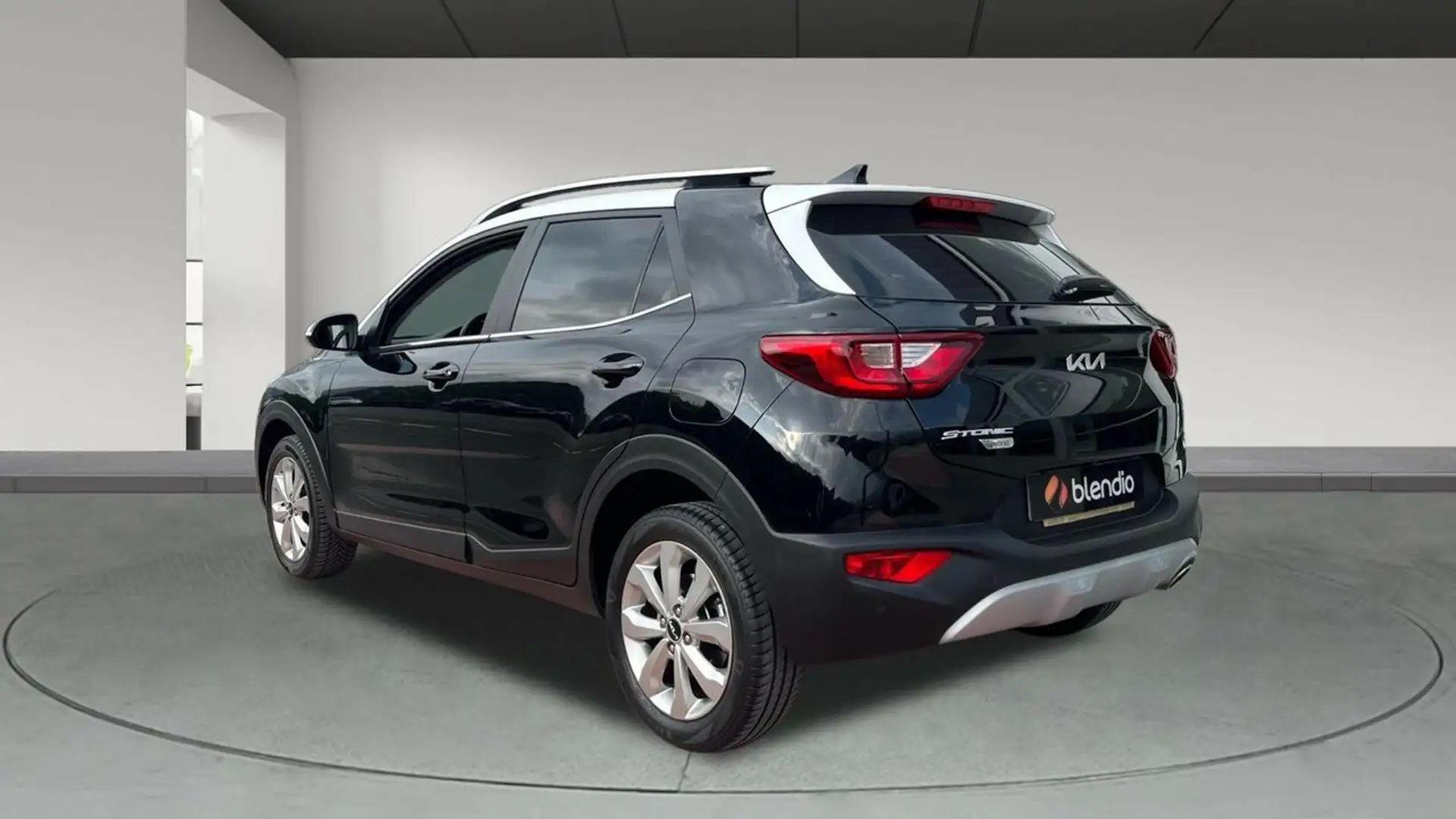 Kia Stonic 1.0 T-GDI MHEV IMT 74KW DRIVE 100 5P Black - 2