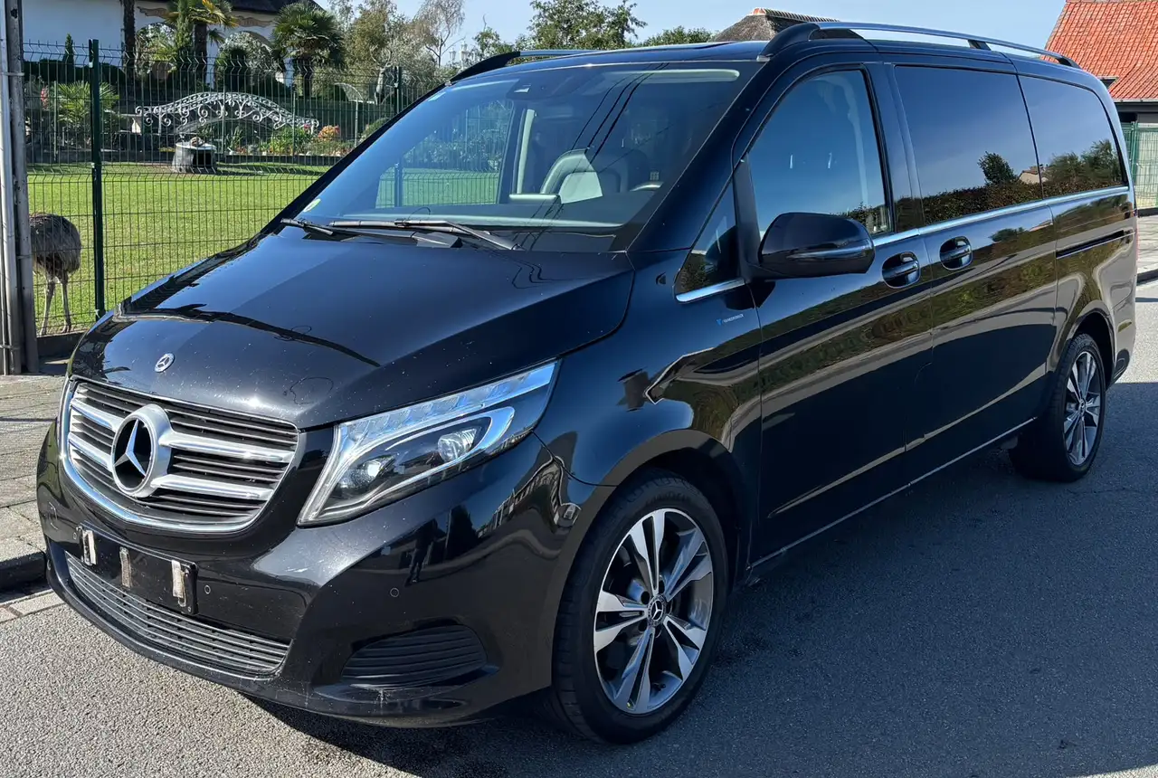 Mercedes-Benz V 250