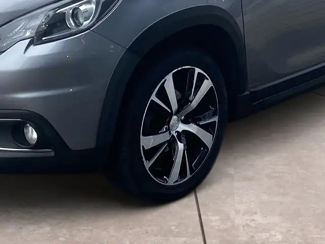 Peugeot 2008 view 15