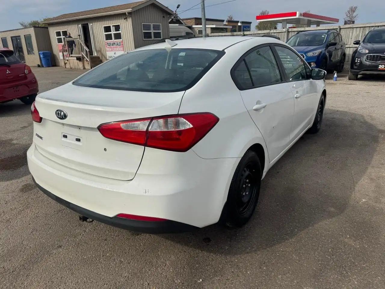 Kia Forte снимка Kia Forte
