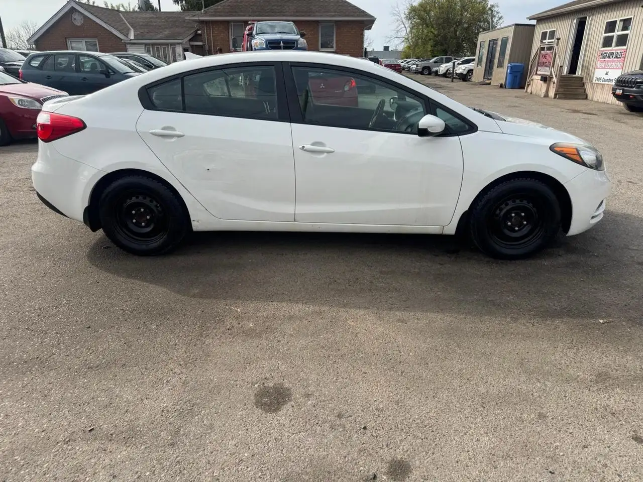 Kia Forte снимка Kia Forte