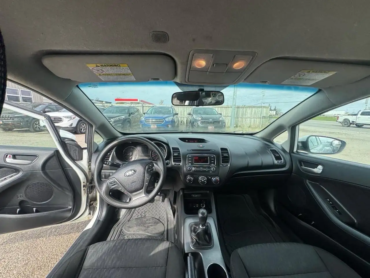 Kia Forte снимка Kia Forte
