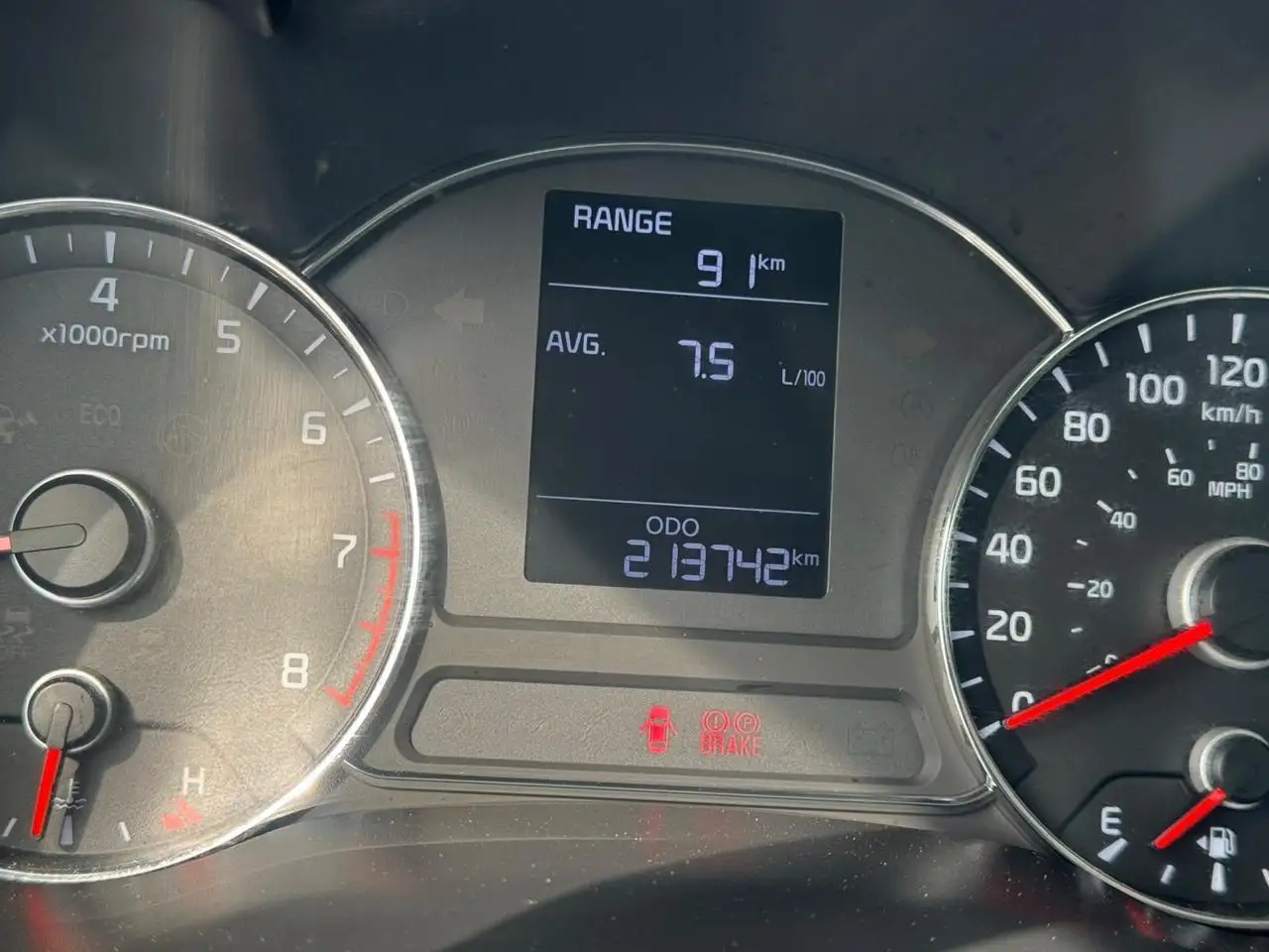 Kia Forte снимка Kia Forte
