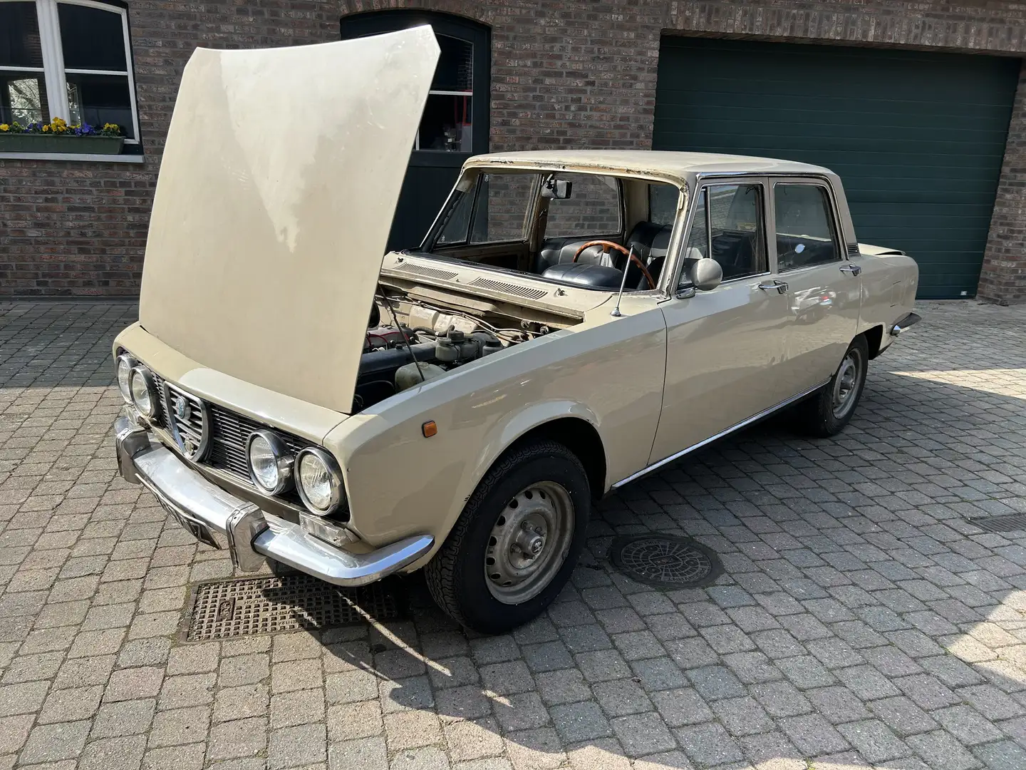 Alfa Romeo 2000 2000 2.0 Berlina Beige - 2