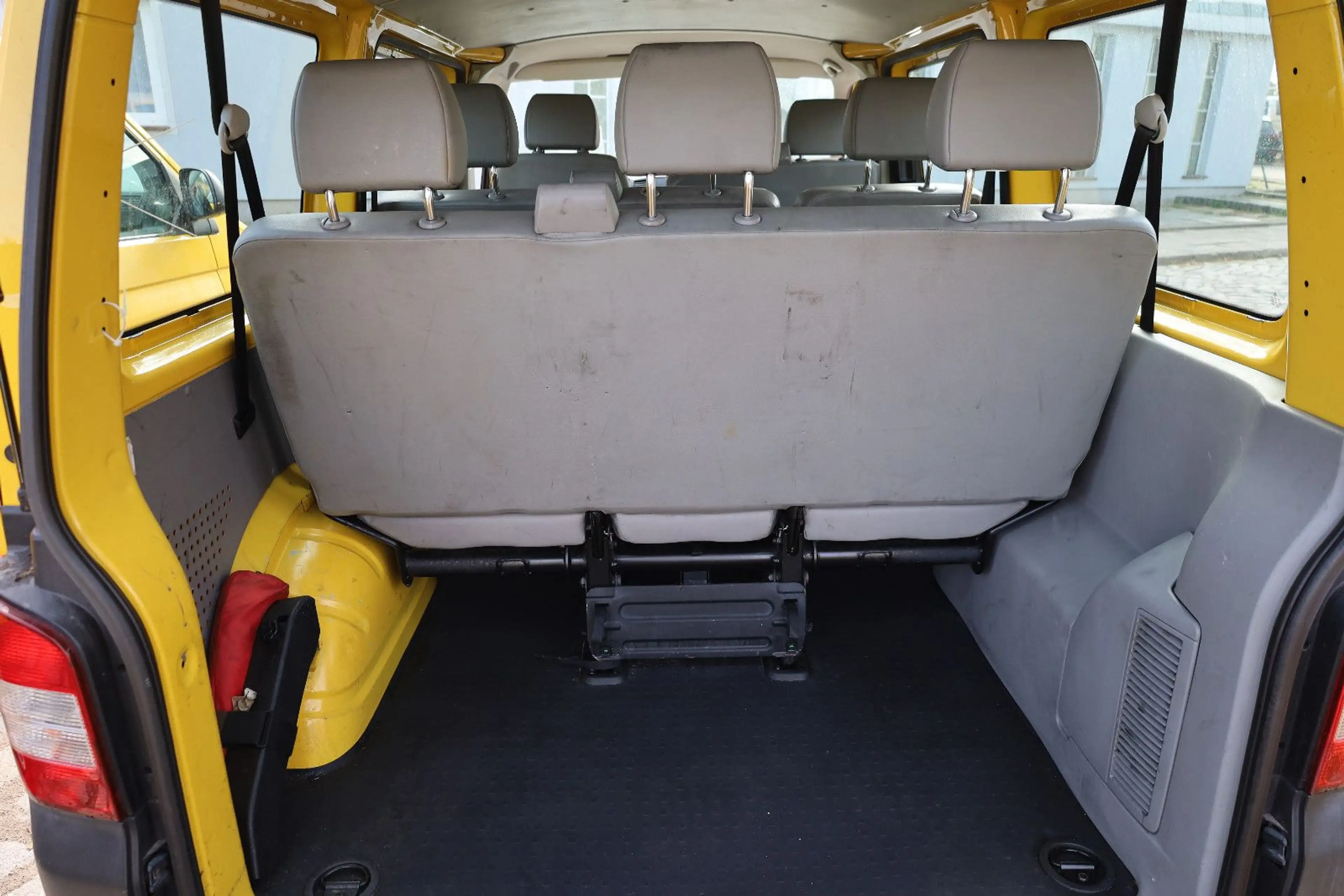Volkswagen T5 Transporter Kasten/Kombi Kombi — photo 11