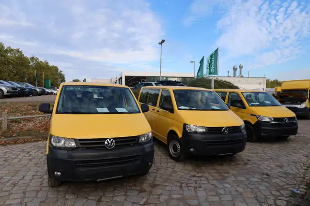 Volkswagen T5 Transporter Kasten/Kombi Kombi