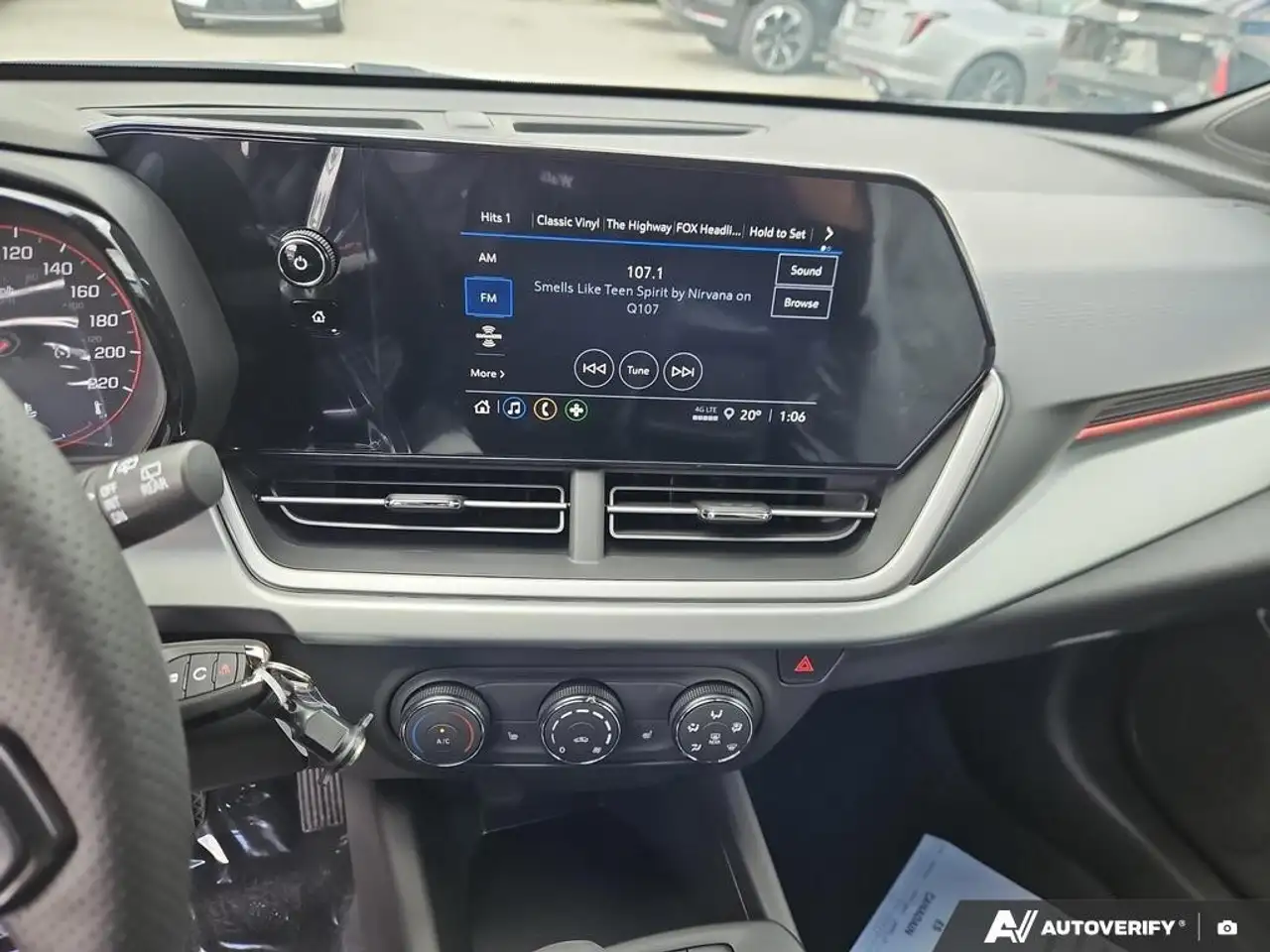 Chevrolet Trax снимка Chevrolet Trax