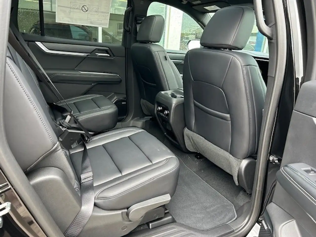 GMC Acadia снимка GMC Acadia