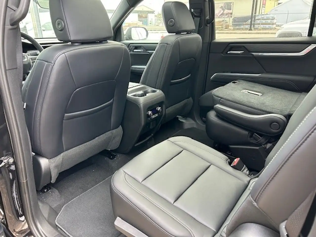 GMC Acadia снимка GMC Acadia