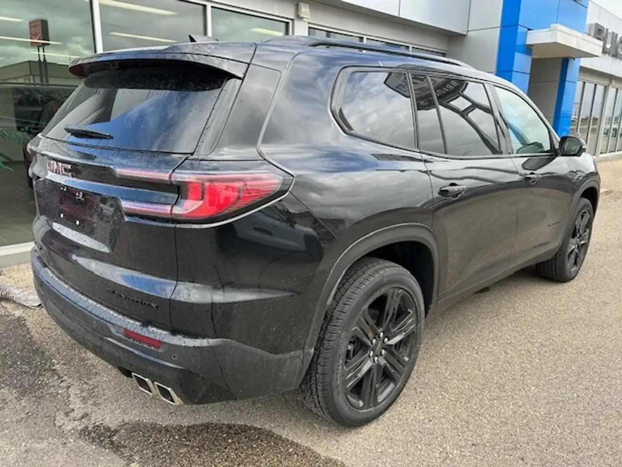 GMC Acadia снимка GMC Acadia