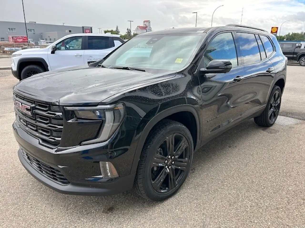 GMC Acadia снимка GMC Acadia