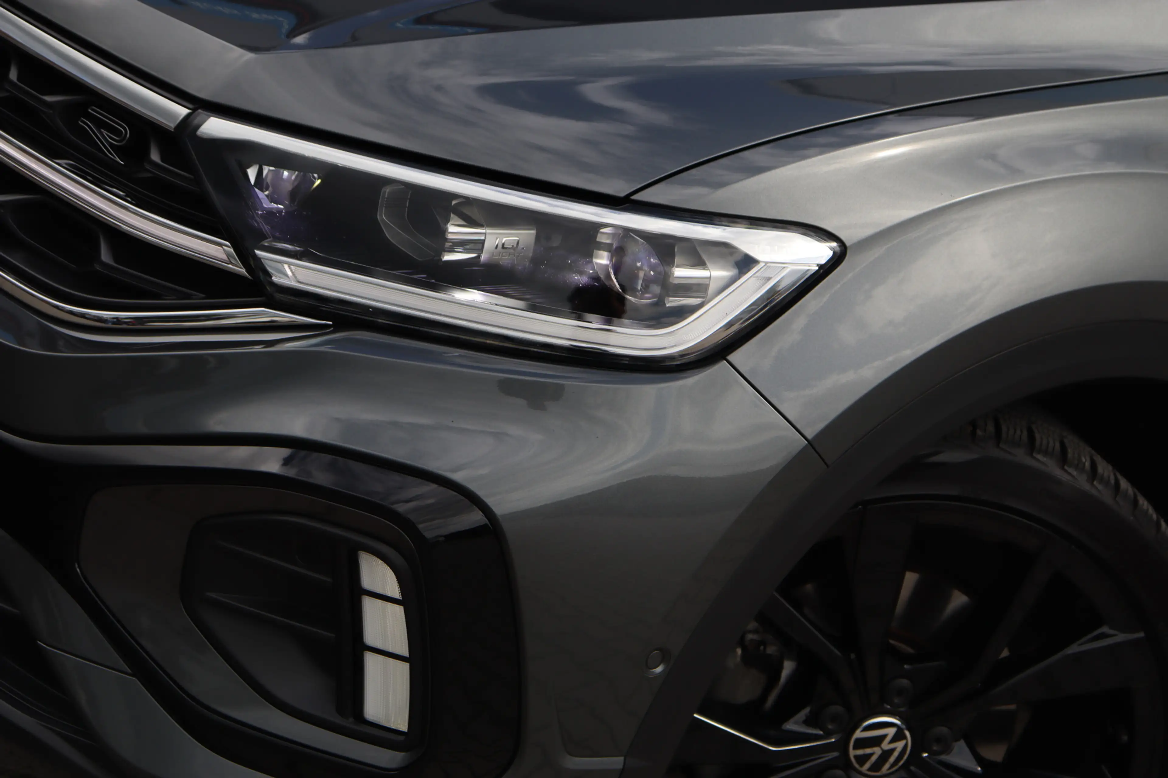 Volkswagen T-Roc 1.5 TSI R-Line | ACC | Camera | Keyless | — photo 8