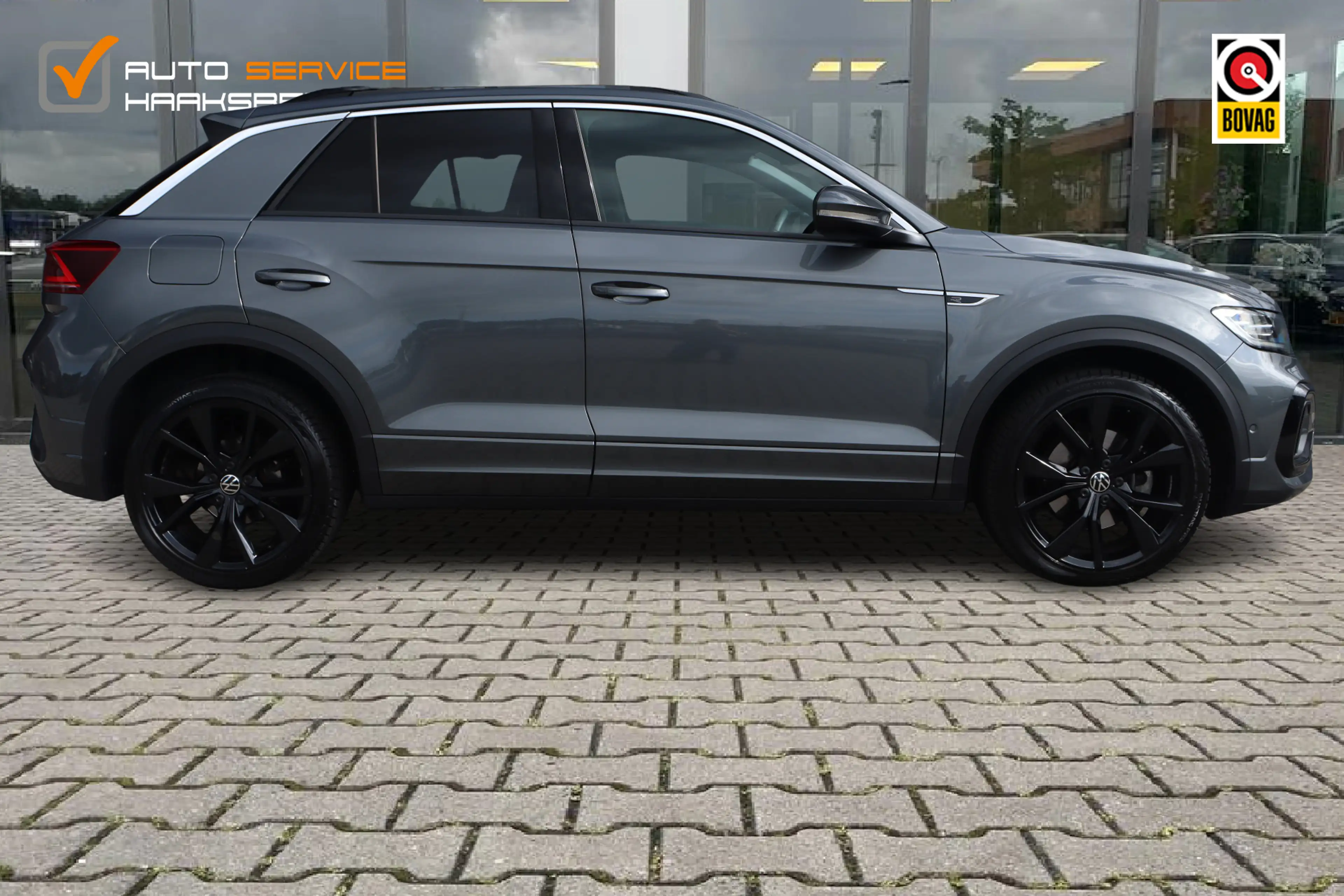 Volkswagen T-Roc 1.5 TSI R-Line | ACC | Camera | Keyless | — photo 5