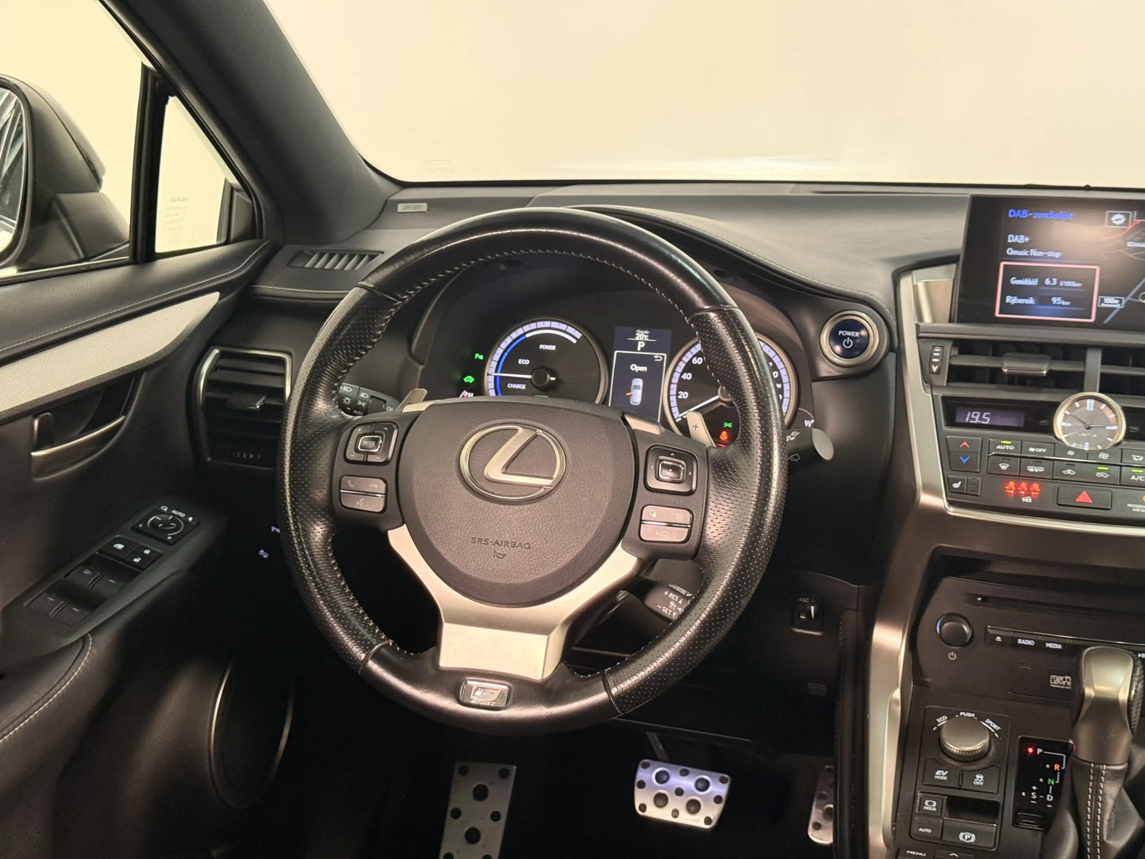 Lexus NX 300h AWD F Sport Line | Panoramadak | Mark Levinson | E — photo 13