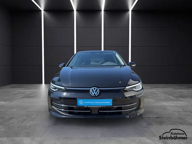Volkswagen Golf view 11