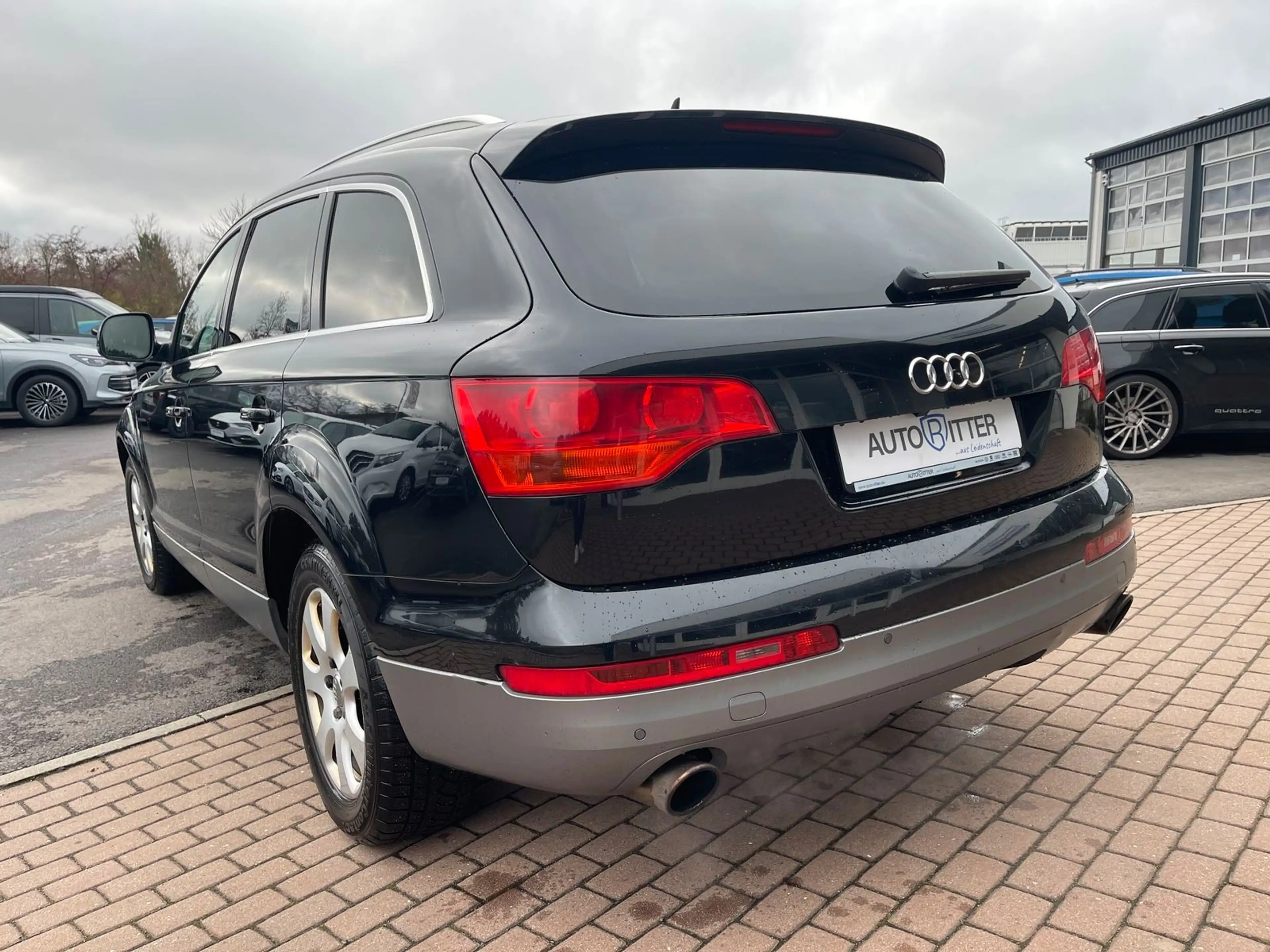 Audi Q7 4.2 FSI Bose+SHZ+Xenon+AHK+Standhzg+Leder — photo 6