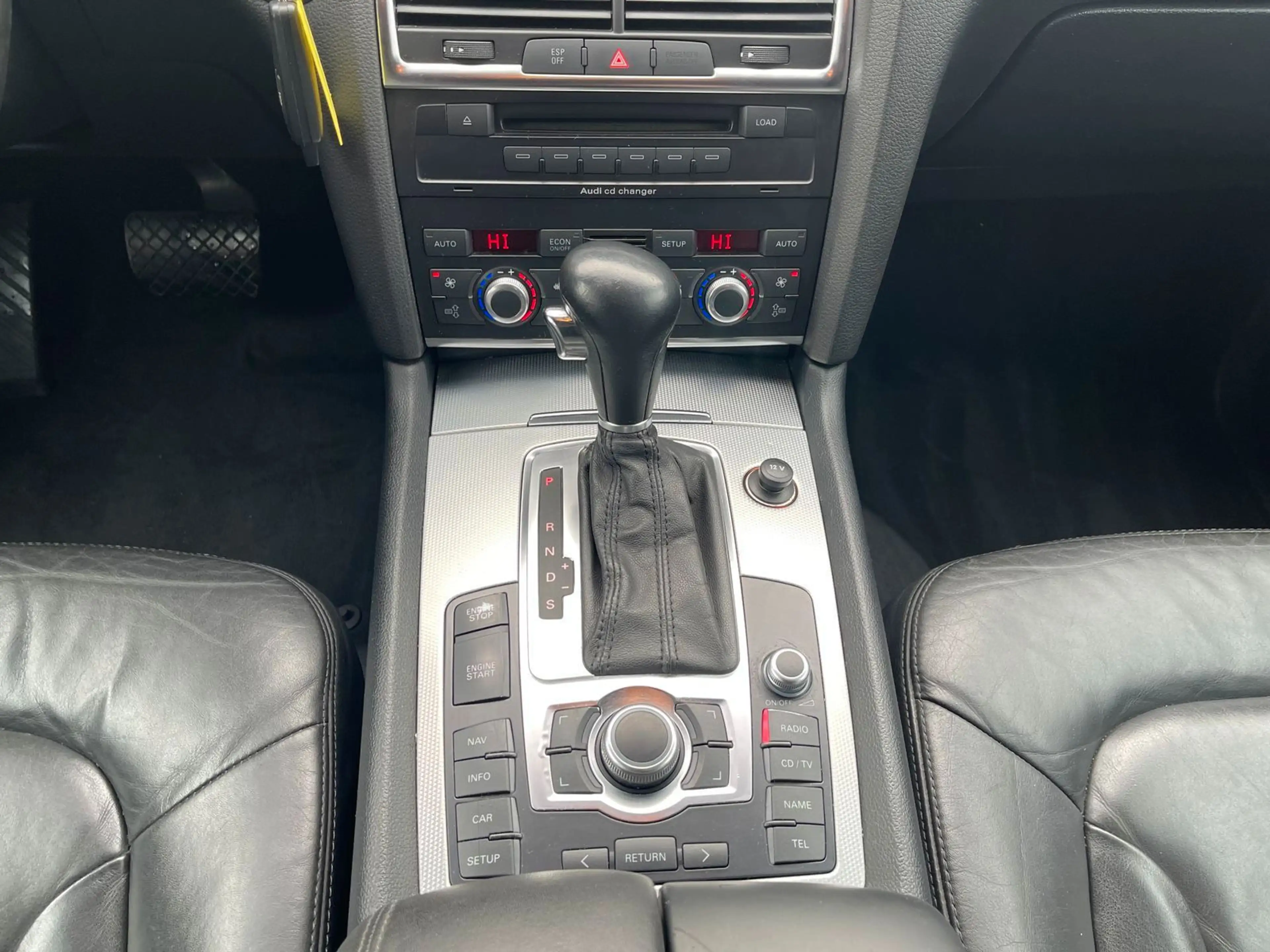 Audi Q7 4.2 FSI Bose+SHZ+Xenon+AHK+Standhzg+Leder — photo 11