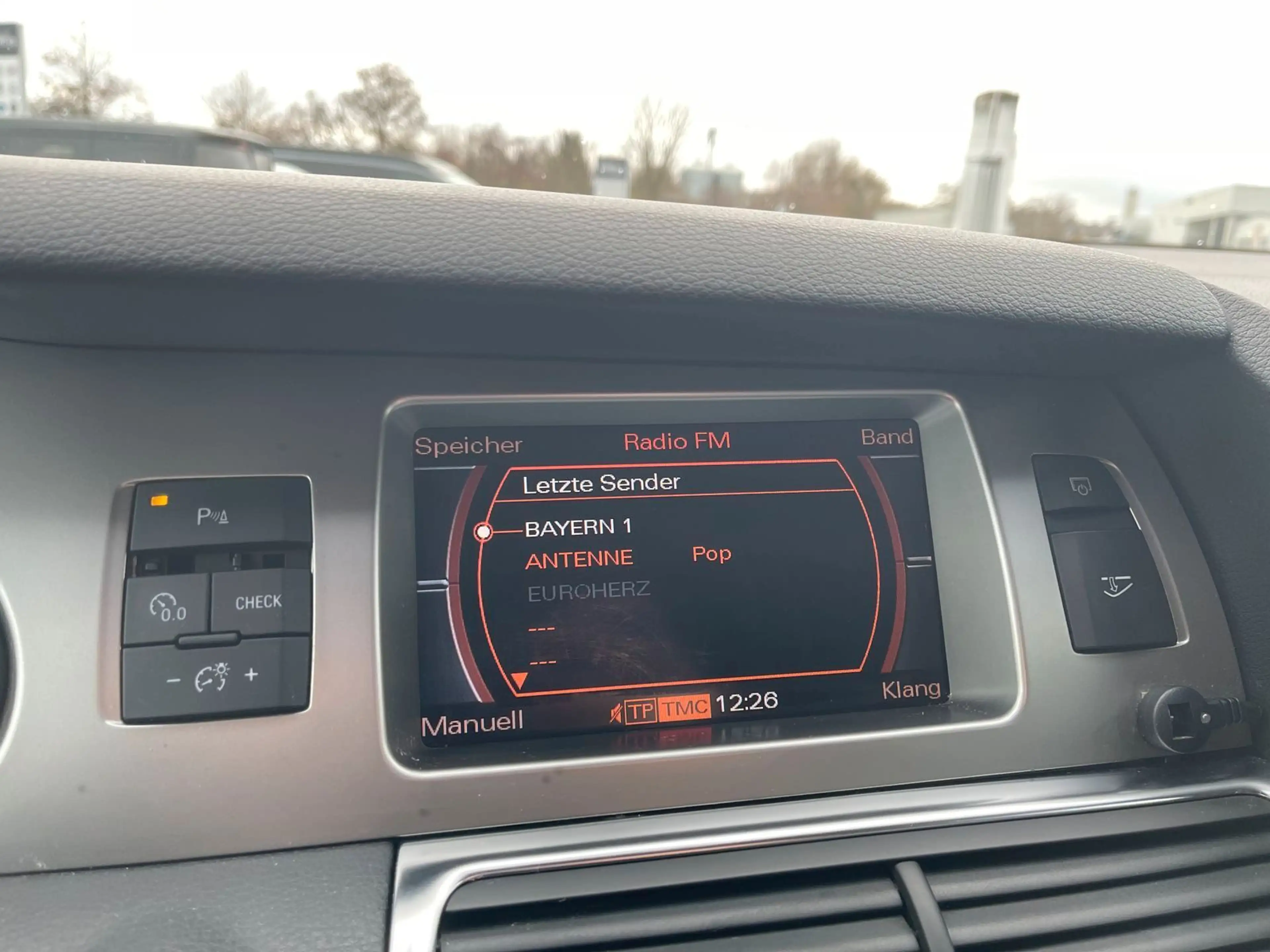 Audi Q7 4.2 FSI Bose+SHZ+Xenon+AHK+Standhzg+Leder — photo 15