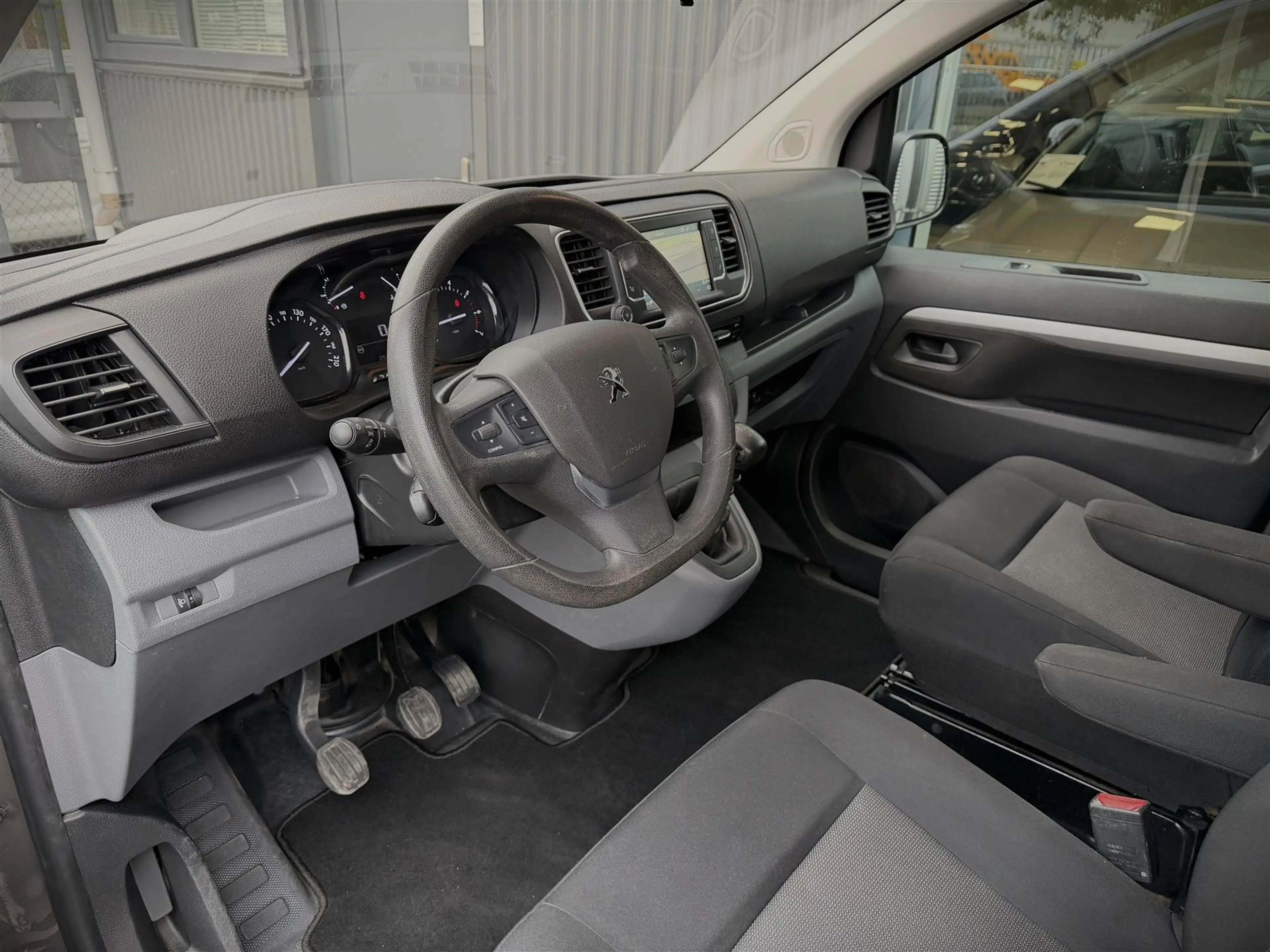 Peugeot Expert 2.0 BlueHDI 145PK L3H1 Premium dubbel cabine (SPOI — photo 7