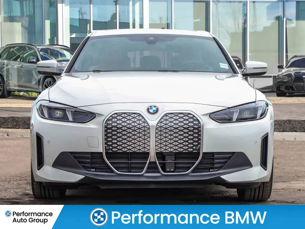 BMW i4 снимка BMW i4