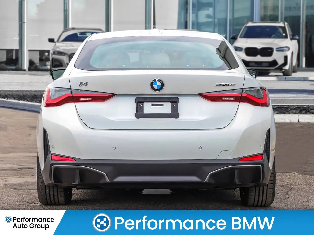 BMW i4 снимка BMW i4